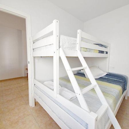 Apartamento Con Piscina, Parque Las Naciones, 또레비에하 외부 사진