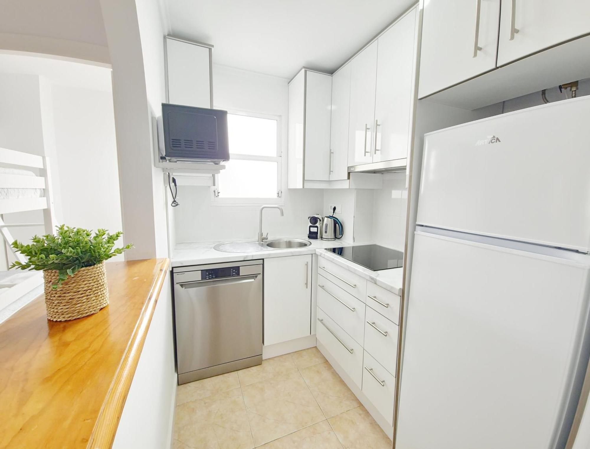 Apartamento Con Piscina, Parque Las Naciones, 또레비에하 외부 사진