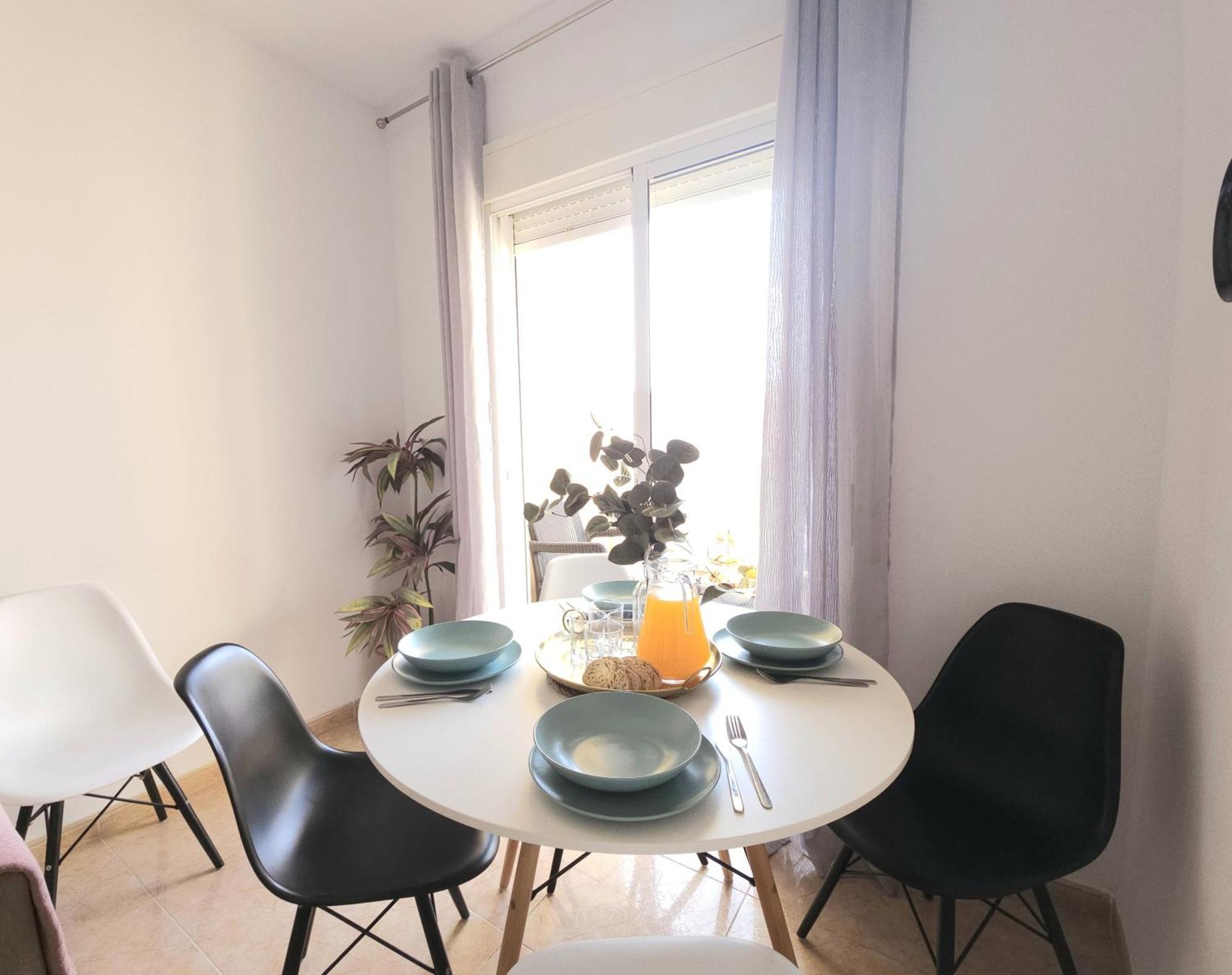 Apartamento Con Piscina, Parque Las Naciones, 또레비에하 외부 사진