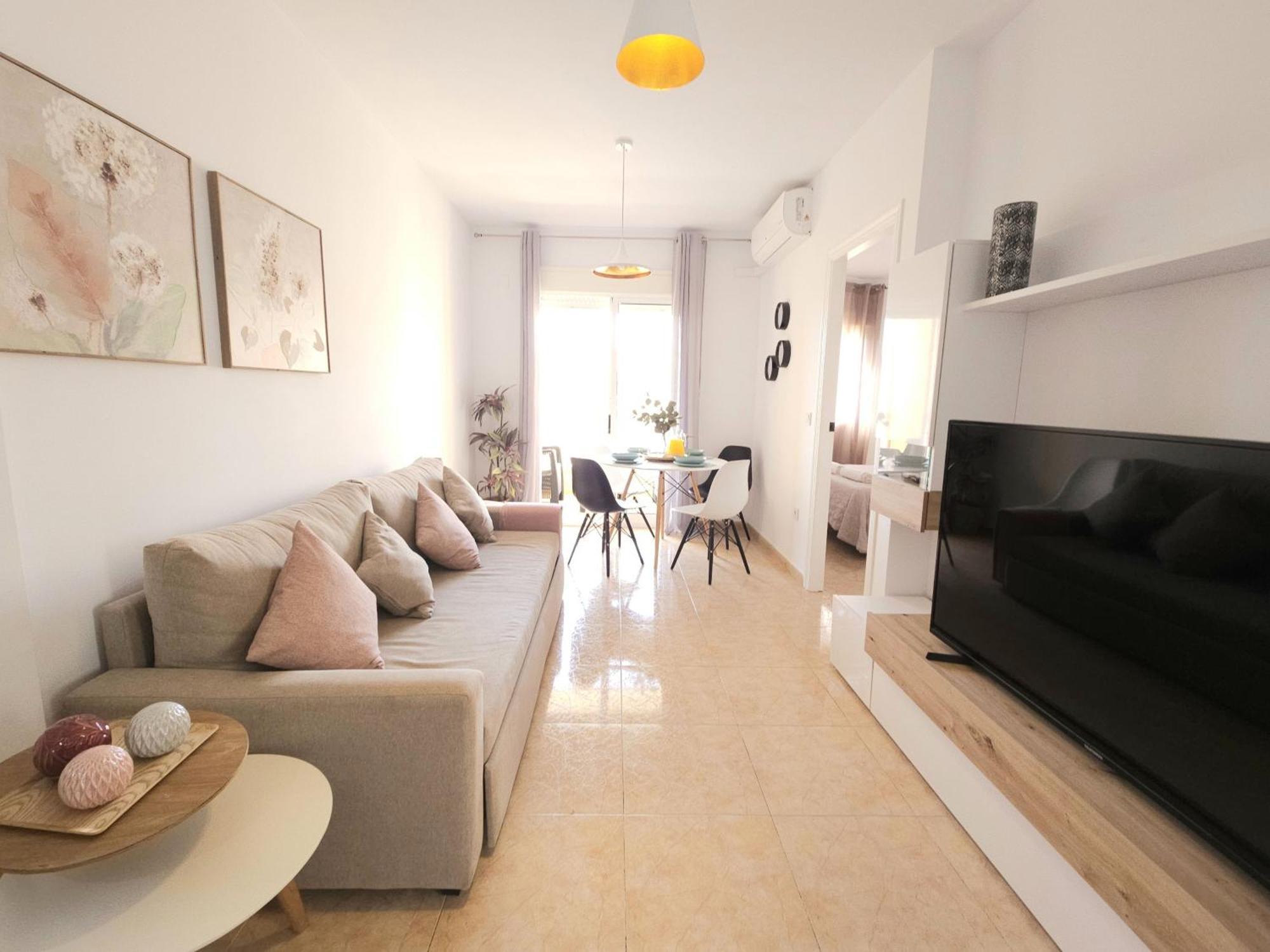 Apartamento Con Piscina, Parque Las Naciones, 또레비에하 외부 사진